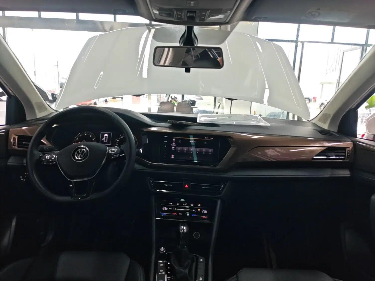 Volkswagen Tharu 2021 280TSI Two-Wheel Drive Comfort Edition — миниатюра 12
