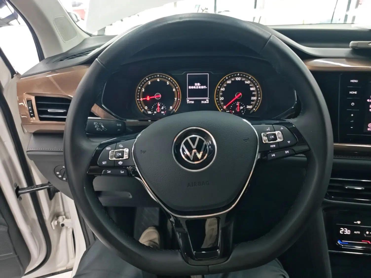 Volkswagen Tharu 2021 280TSI Two-Wheel Drive Comfort Edition — миниатюра 13