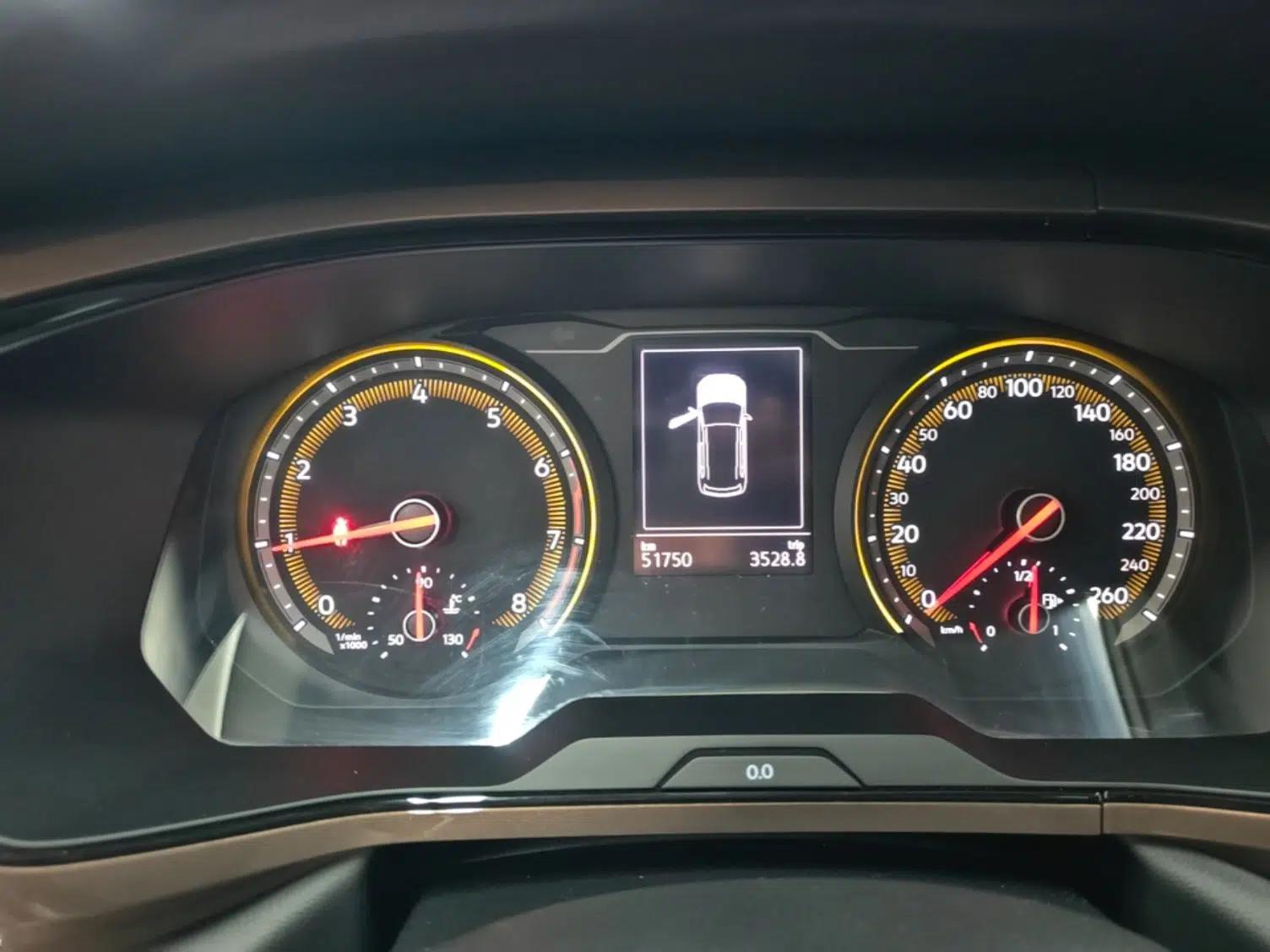 Volkswagen Tharu 2021 280TSI Two-Wheel Drive Comfort Edition — миниатюра 14
