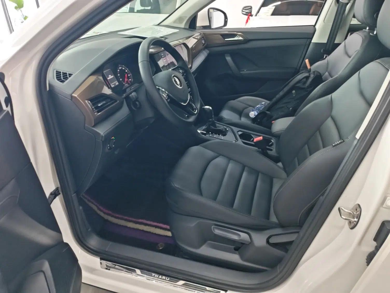 Volkswagen Tharu 2021 280TSI Two-Wheel Drive Comfort Edition — миниатюра 17