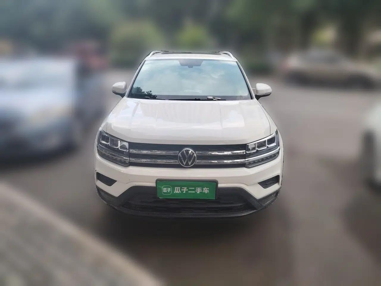 Volkswagen Tharu 2021 280TSI Two-Wheel Drive Comfort Edition — миниатюра 2