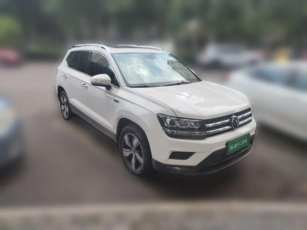 Volkswagen Tharu 2021 280TSI Two-Wheel Drive Comfort Edition — миниатюра 3