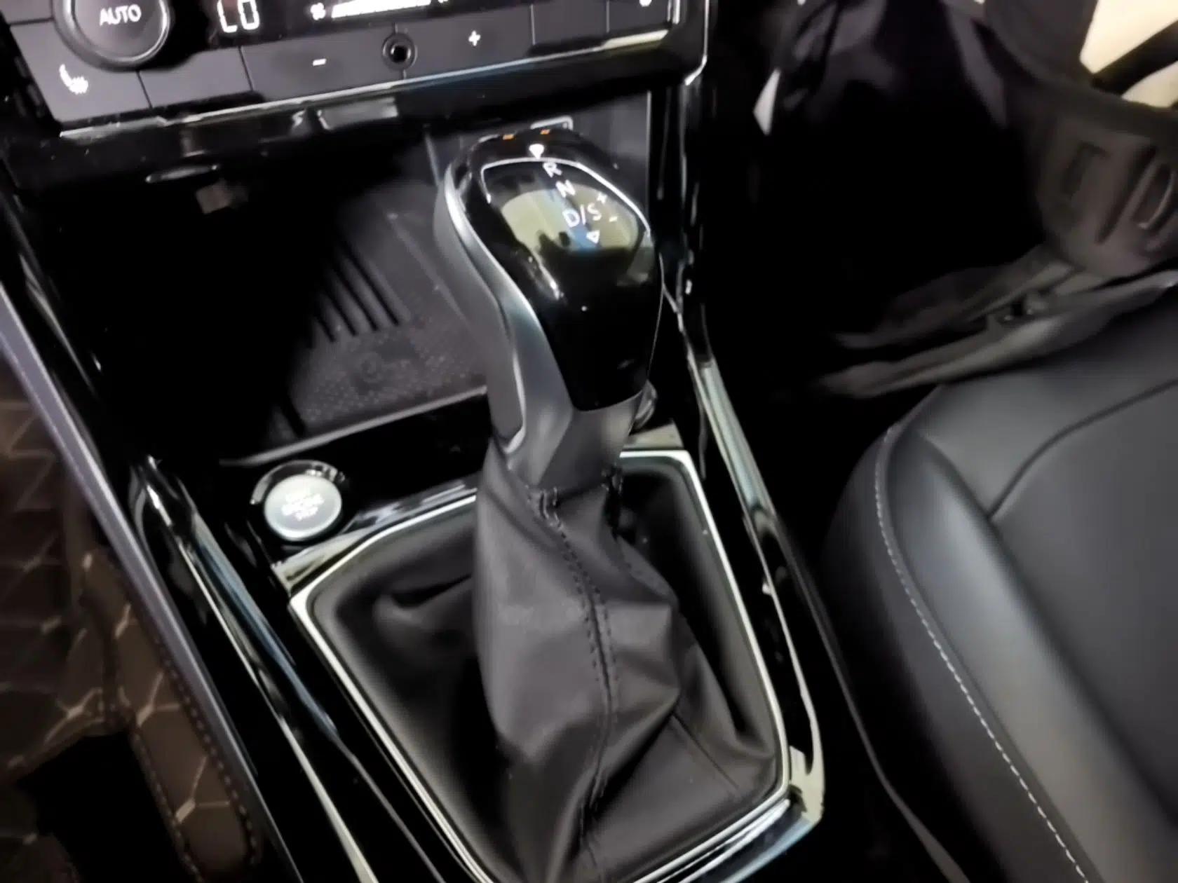 Volkswagen Tharu 2025 NewRui 300TSI Prestige Edition — миниатюра 16