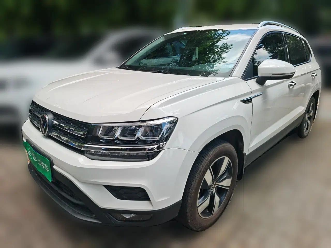 Volkswagen Tharu 2022 280TSI Two-Wheel Drive Comfort Edition — миниатюра 1