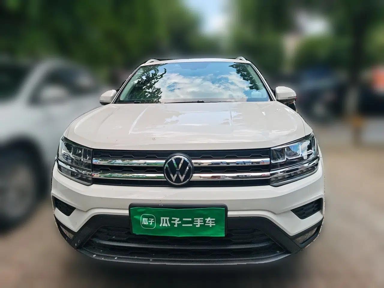 Volkswagen Tharu 2022 280TSI Two-Wheel Drive Comfort Edition — миниатюра 2