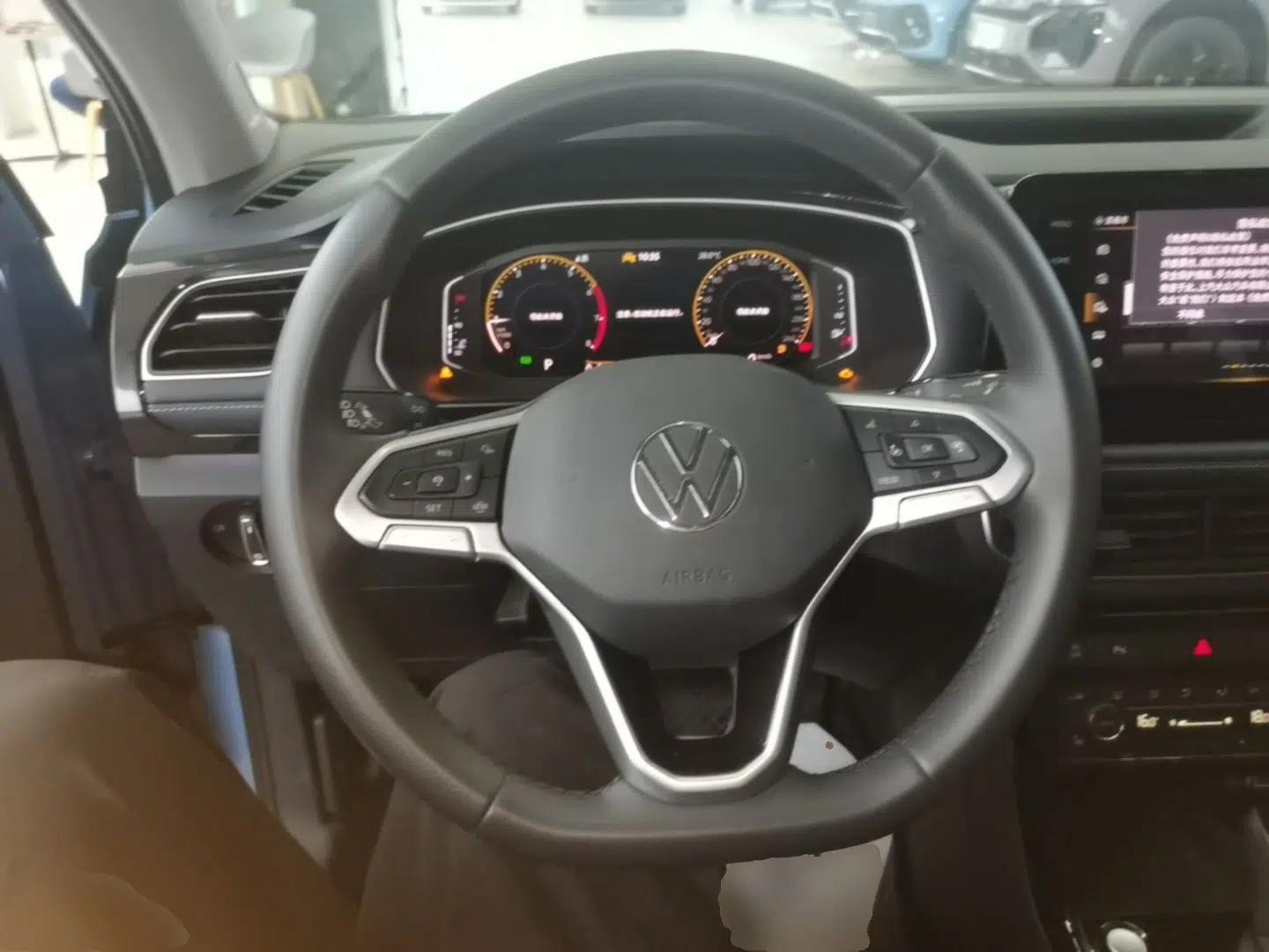 Volkswagen Tharu 2025 NewRui 300TSI Prestige Edition — миниатюра 13