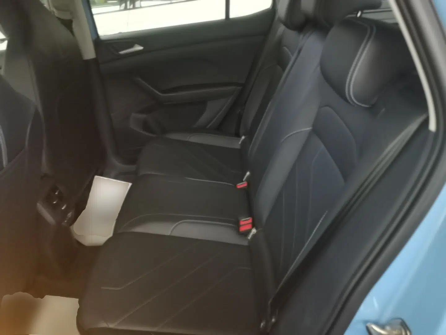 Volkswagen Tharu 2025 NewRui 300TSI Prestige Edition — миниатюра 20