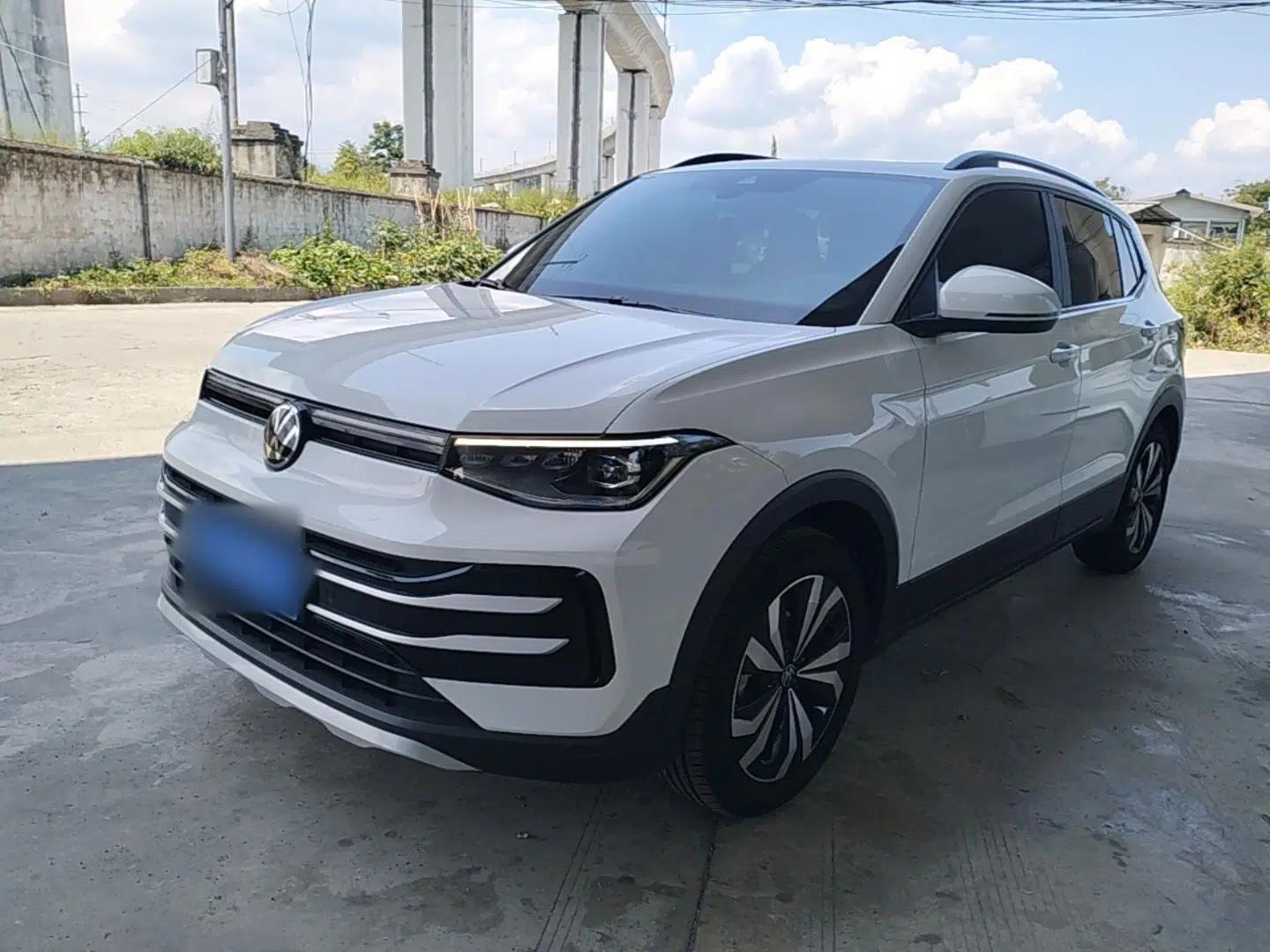 Volkswagen Tharu 2025 New Sharp 1.5L Ambitious Edition — миниатюра 1