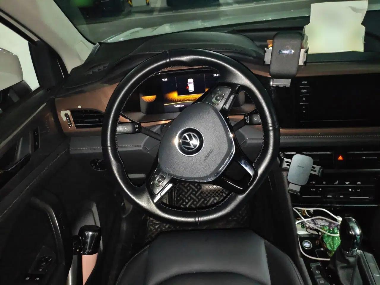 Volkswagen Tharu 2022 280TSI Two-Wheel Drive Comfort Edition — миниатюра 10