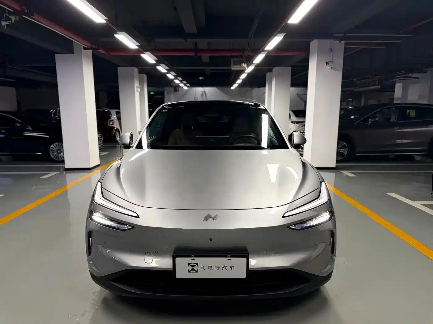 L60 2025 Model 60kWh Four-Wheel Drive — миниатюра 2