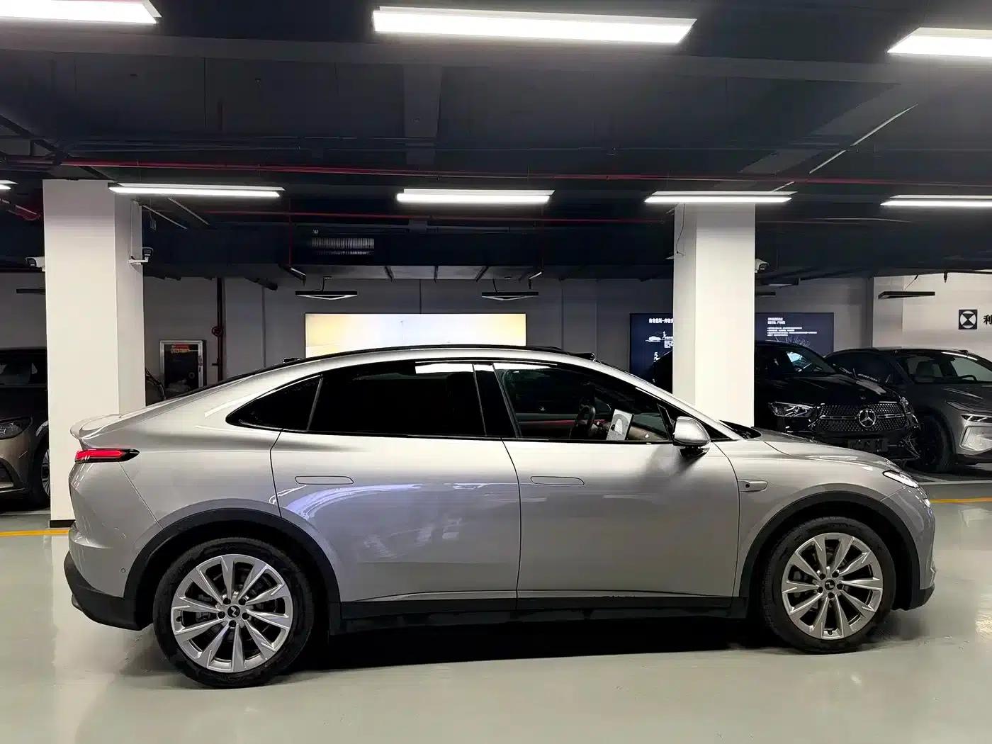 L60 2025 Model 60kWh Four-Wheel Drive — миниатюра 8