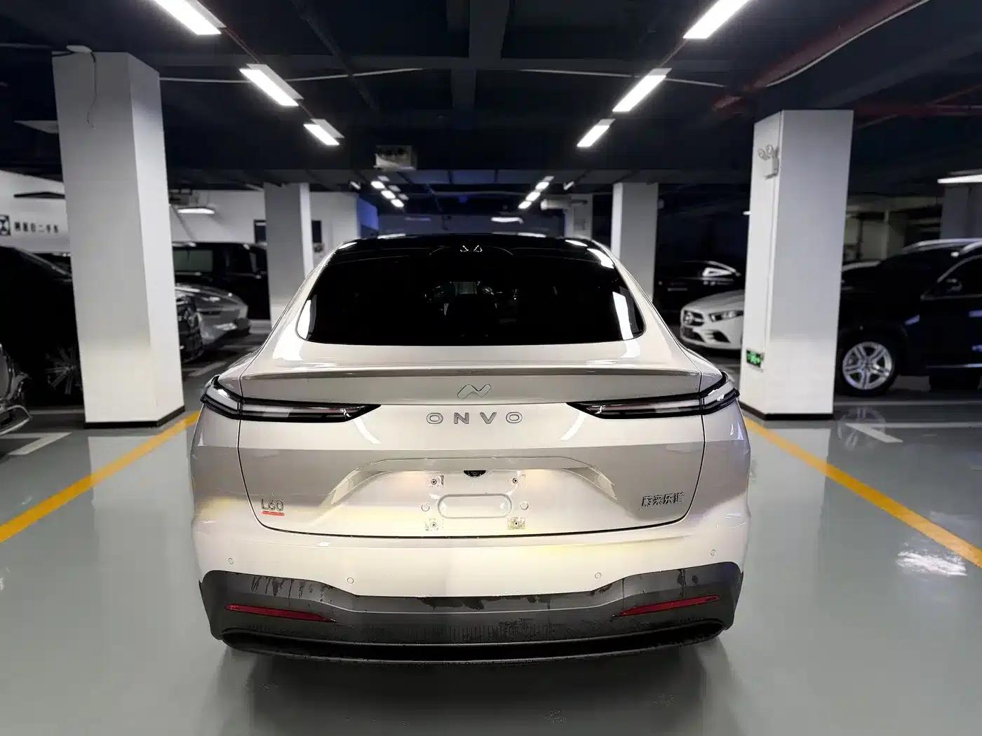 L60 2025 Model 60kWh Four-Wheel Drive — миниатюра 7