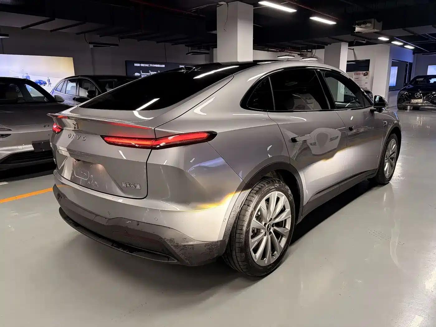 L60 2025 Model 60kWh Four-Wheel Drive — миниатюра 5
