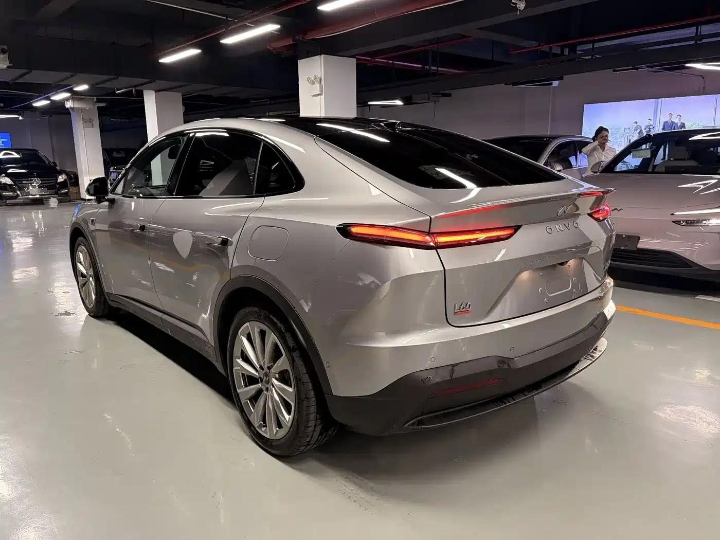 L60 2025 Model 60kWh Four-Wheel Drive — миниатюра 7