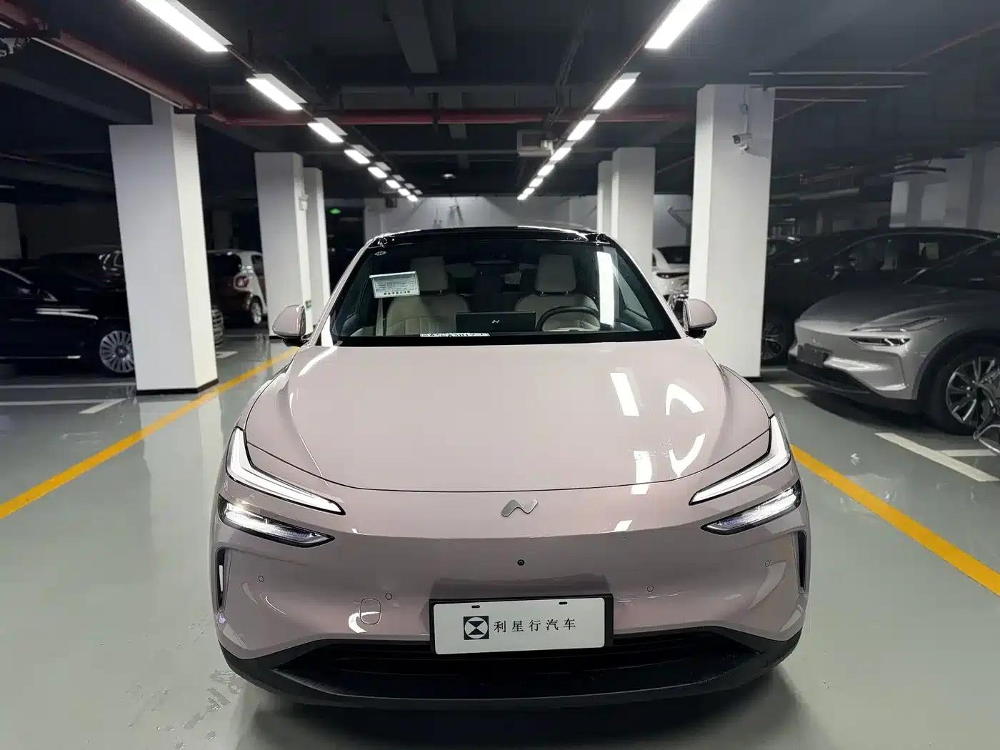 L60 2025 Model 60kWh Four-Wheel Drive — миниатюра 2