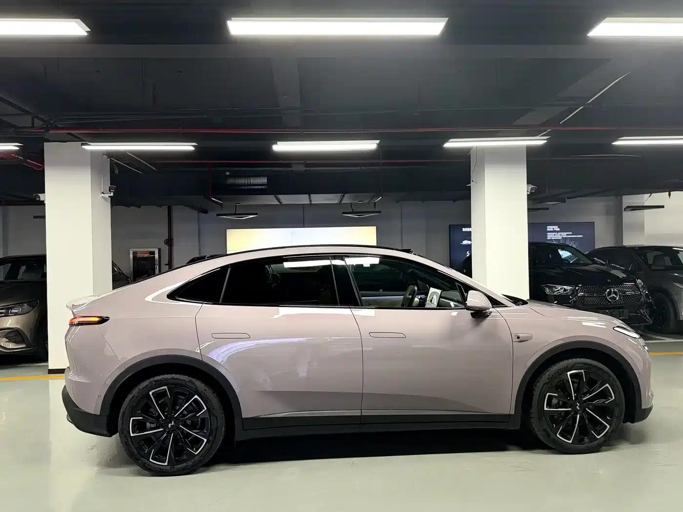 L60 2025 Model 60kWh Four-Wheel Drive — миниатюра 11