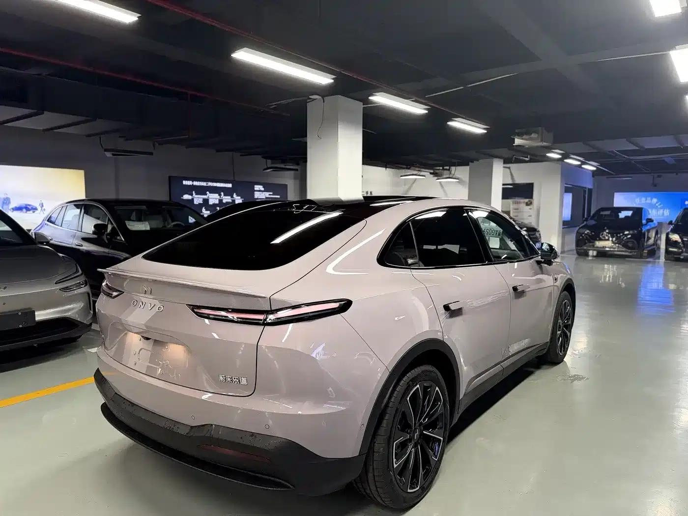 L60 2025 Model 60kWh Four-Wheel Drive — миниатюра 5