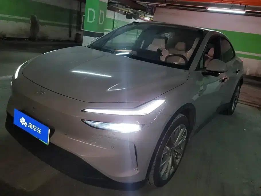 L60 2025 Model 60kWh Violet Limited Edition — миниатюра 1