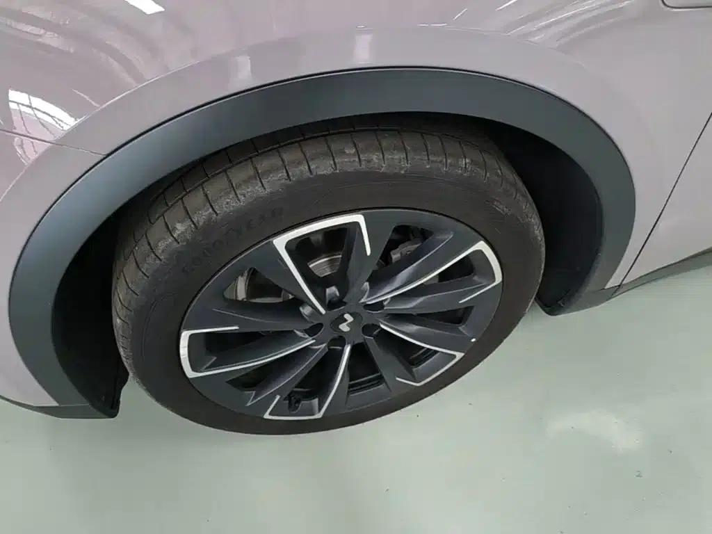 Chevrolet L60 2024 60kWh Rear-Wheel Drive — миниатюра 23
