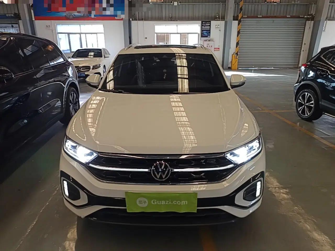 Volkswagen T-ROC 2024 300TSI DSG Two-Wheel-Drive Chen Guang Edition — миниатюра 2