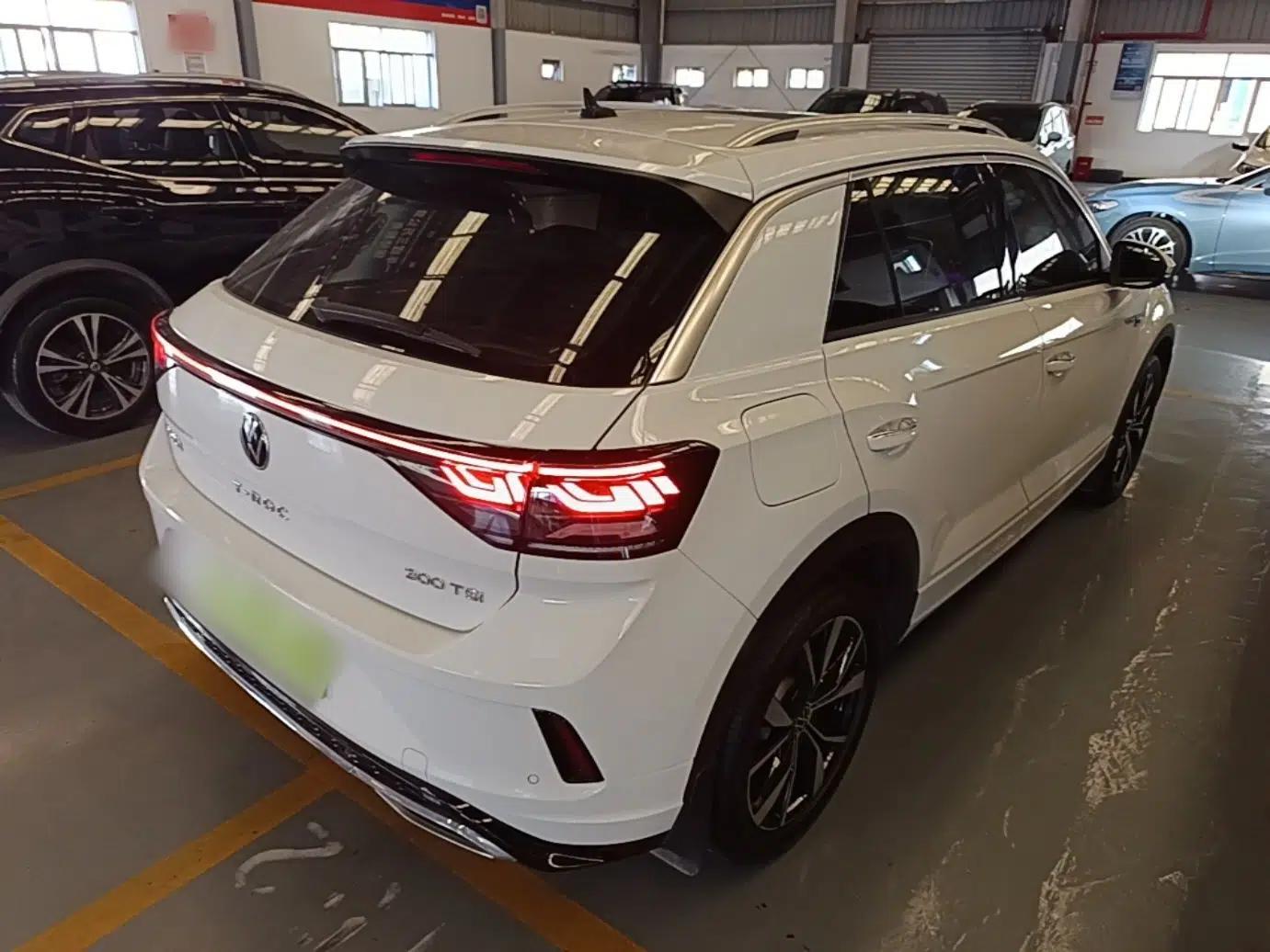 Volkswagen T-ROC 2024 300TSI DSG Two-Wheel-Drive Chen Guang Edition — миниатюра 6
