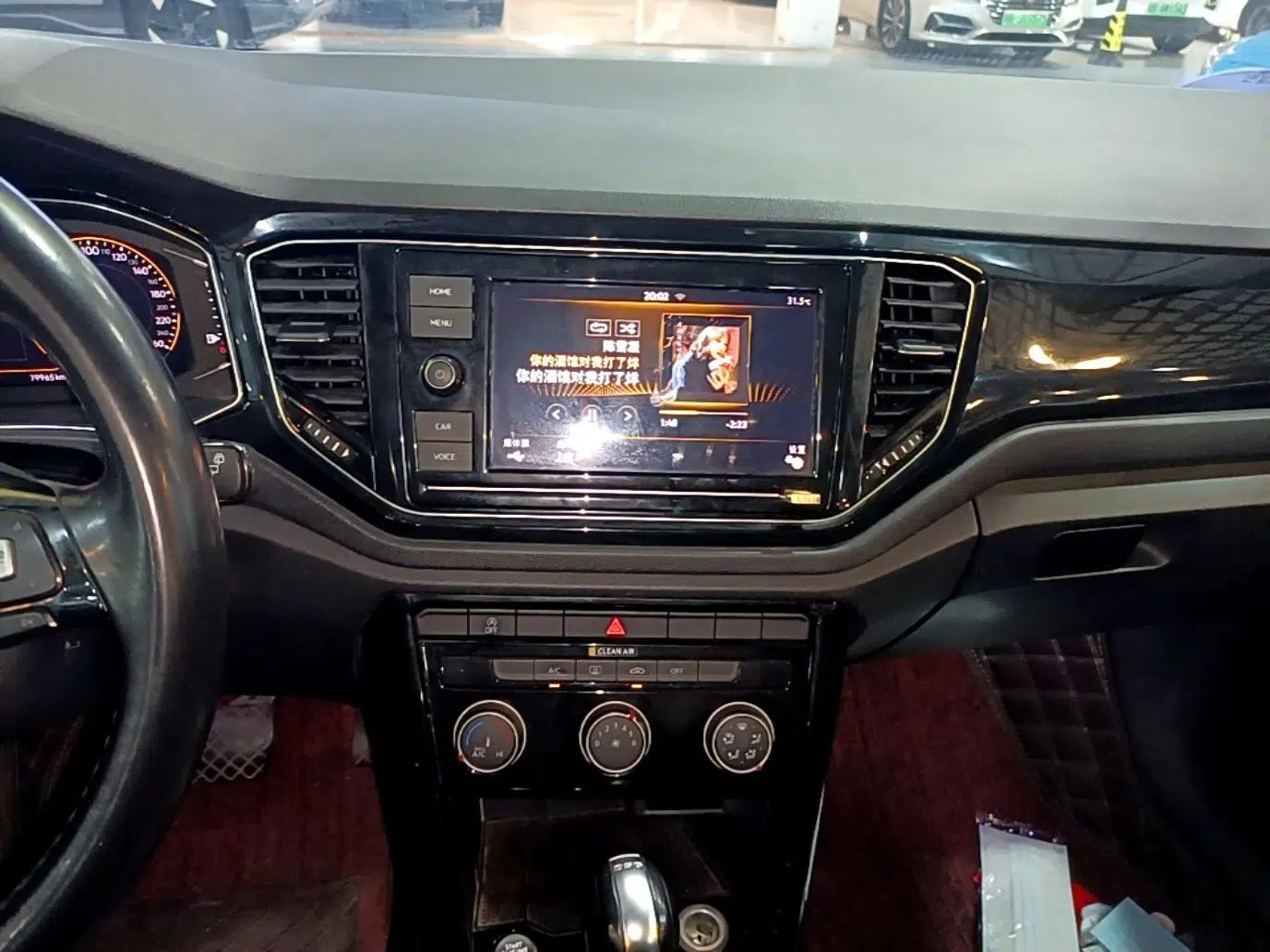 Volkswagen T-ROC 2020 280TSI DSG Two-Wheel Drive Comfort Version — миниатюра 15
