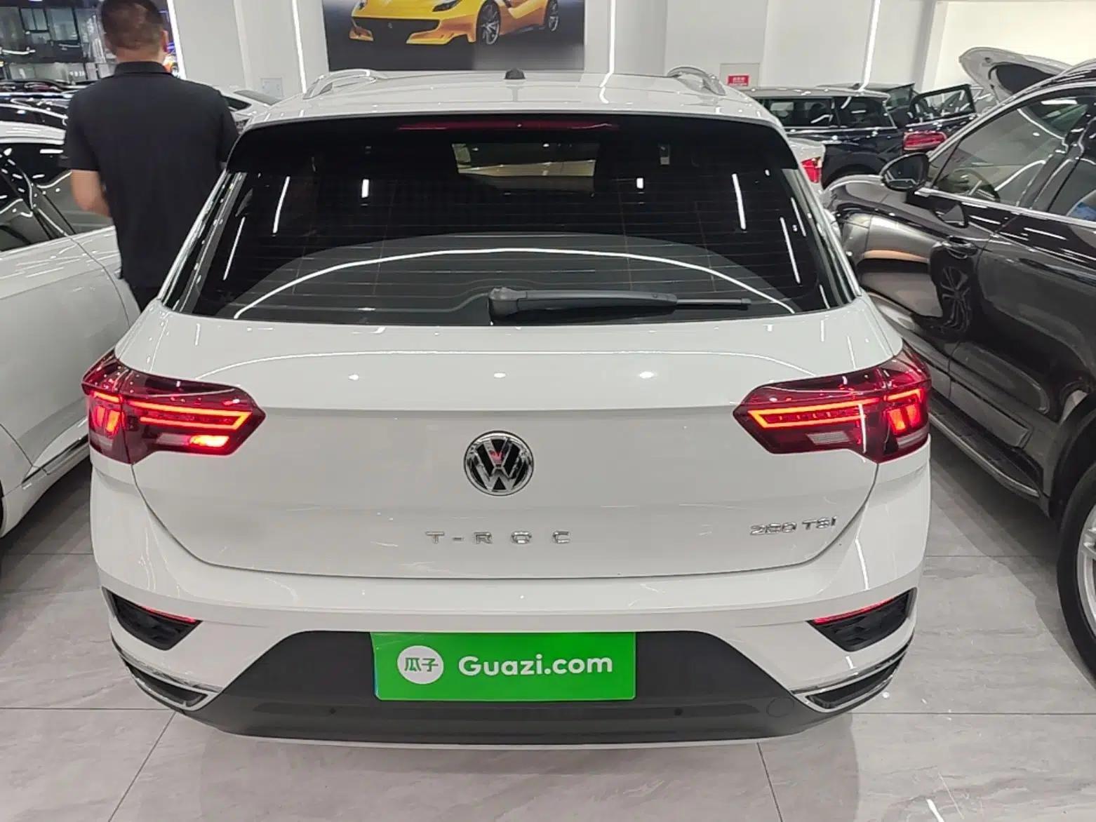 Volkswagen T-ROC 2020 280TSI DSG Two-Wheel Drive Comfort Version — миниатюра 5