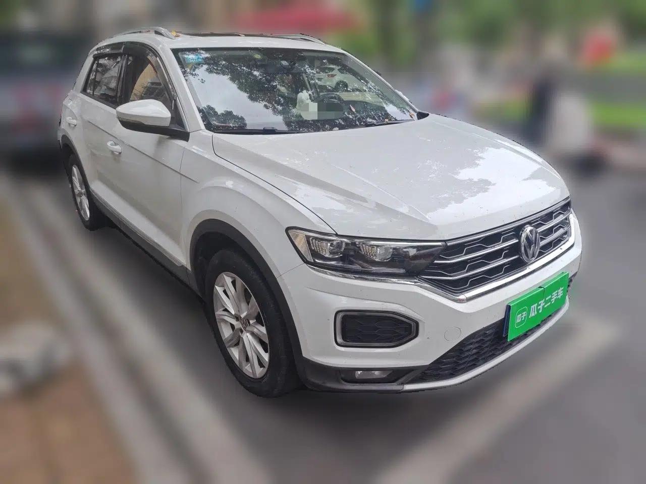 Volkswagen T-ROC 2020 230TSI DSG Two-Wheel Drive Advanced Version — миниатюра 3