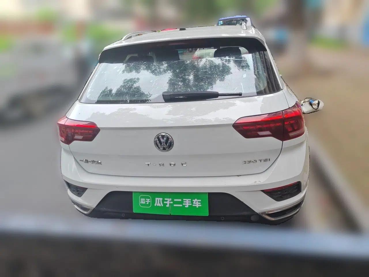 Volkswagen T-ROC 2020 230TSI DSG Two-Wheel Drive Advanced Version — миниатюра 5