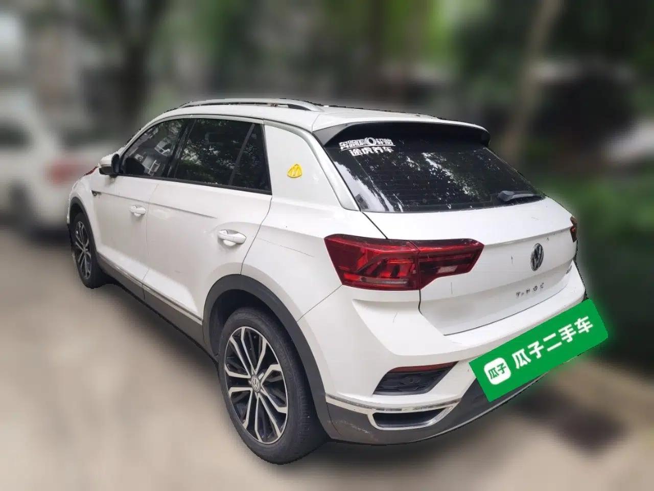 Volkswagen T-ROC 2020 280TSI DSG Two-Wheel-Drive Luxury Version — миниатюра 4