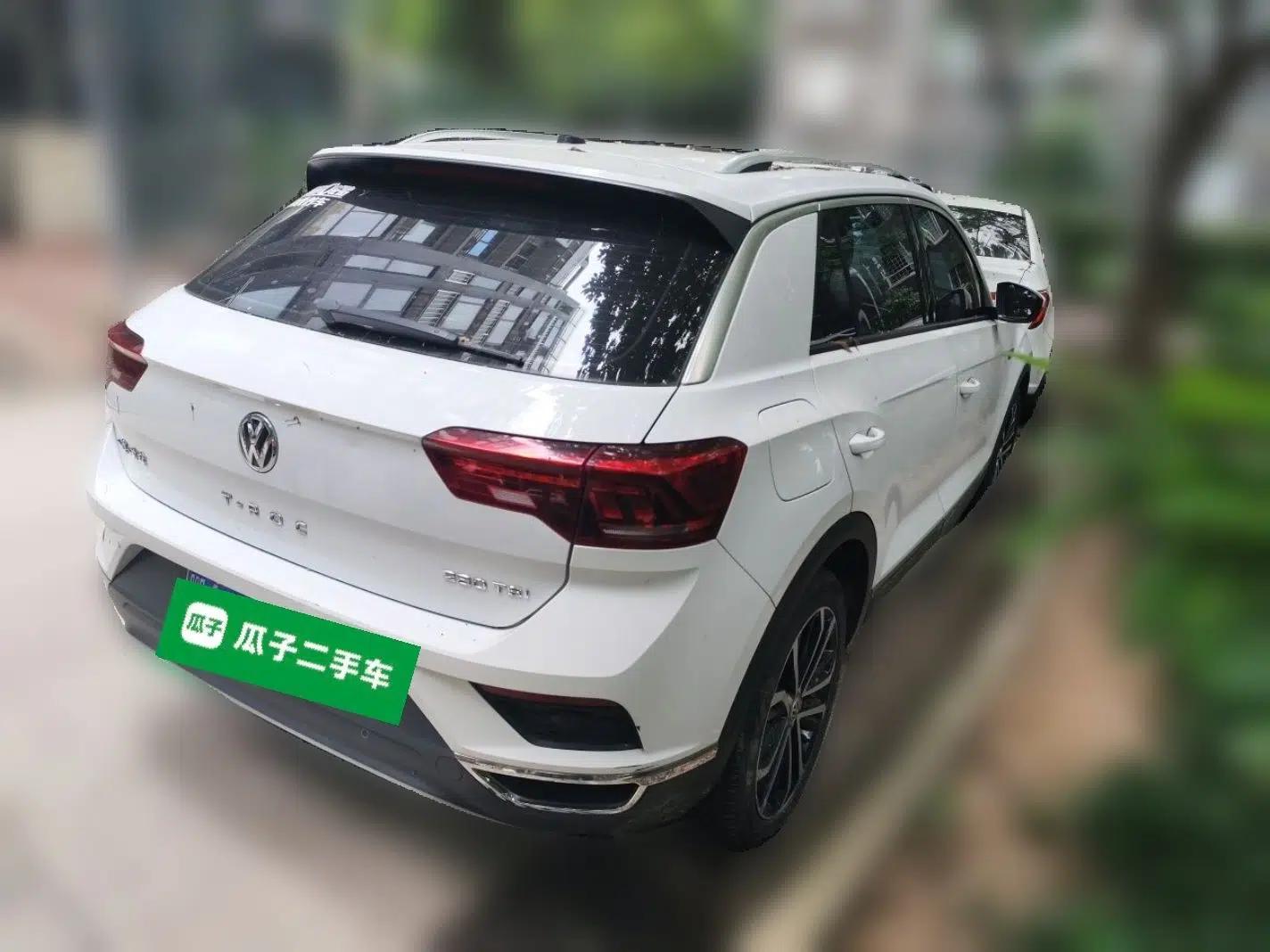 Volkswagen T-ROC 2020 280TSI DSG Two-Wheel-Drive Luxury Version — миниатюра 6