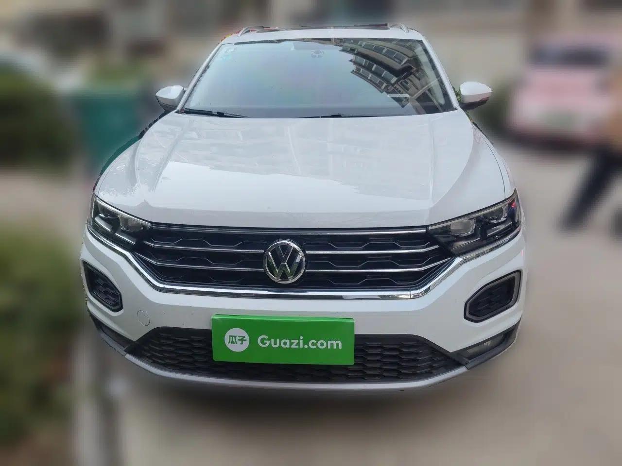 Volkswagen T-ROC 2019 230TSI DSG Two-Wheel-Drive Advanced Version China VI Standard — миниатюра 2