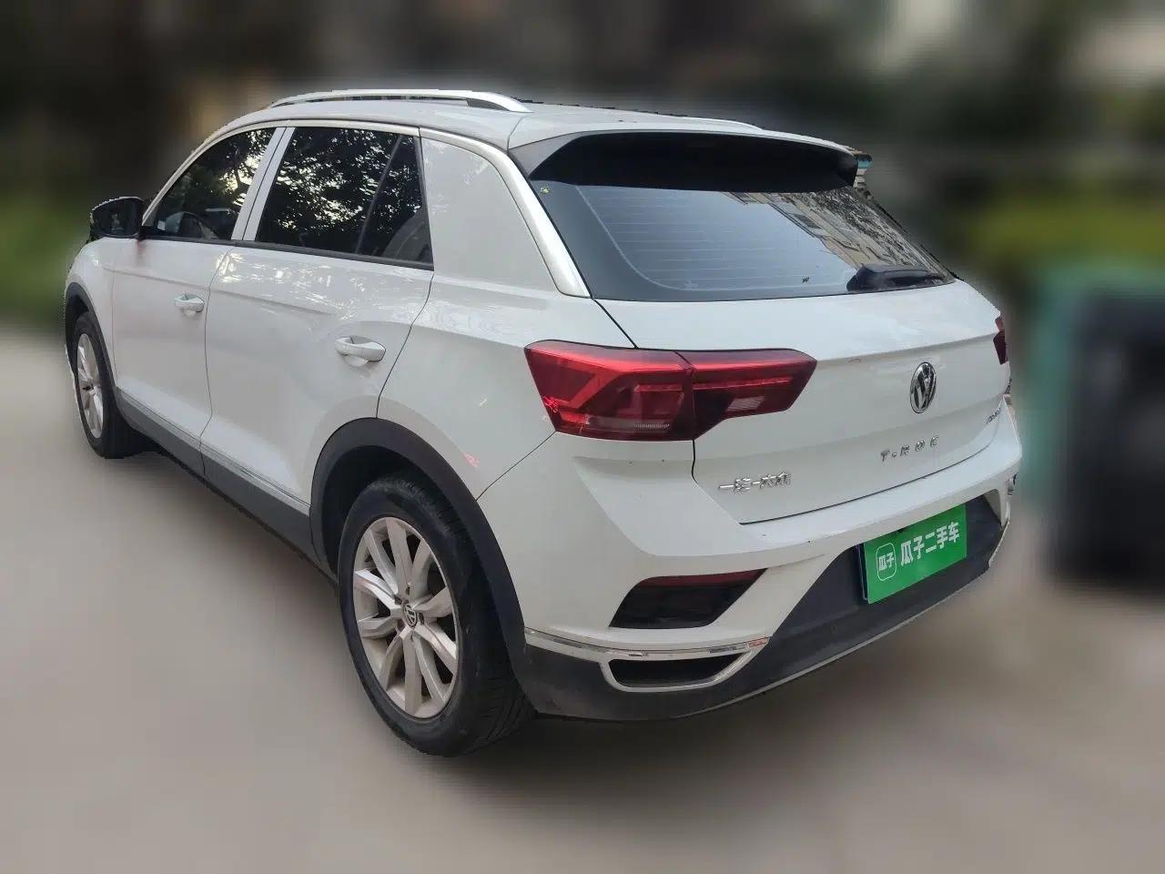Volkswagen T-ROC 2019 230TSI DSG Two-Wheel-Drive Advanced Version China VI Standard — миниатюра 4