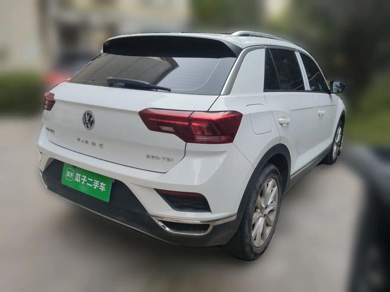 Volkswagen T-ROC 2019 230TSI DSG Two-Wheel-Drive Advanced Version China VI Standard — миниатюра 6