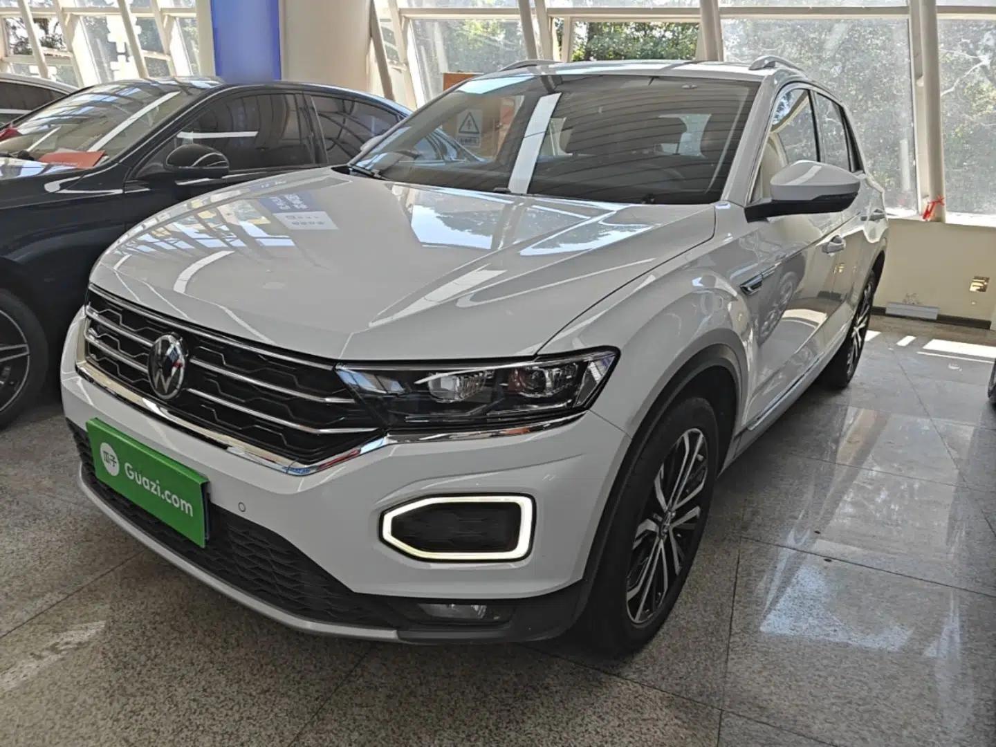 Volkswagen T-ROC 2022 280TSI DSG Two-Wheel Drive Elite PLUS — миниатюра 1