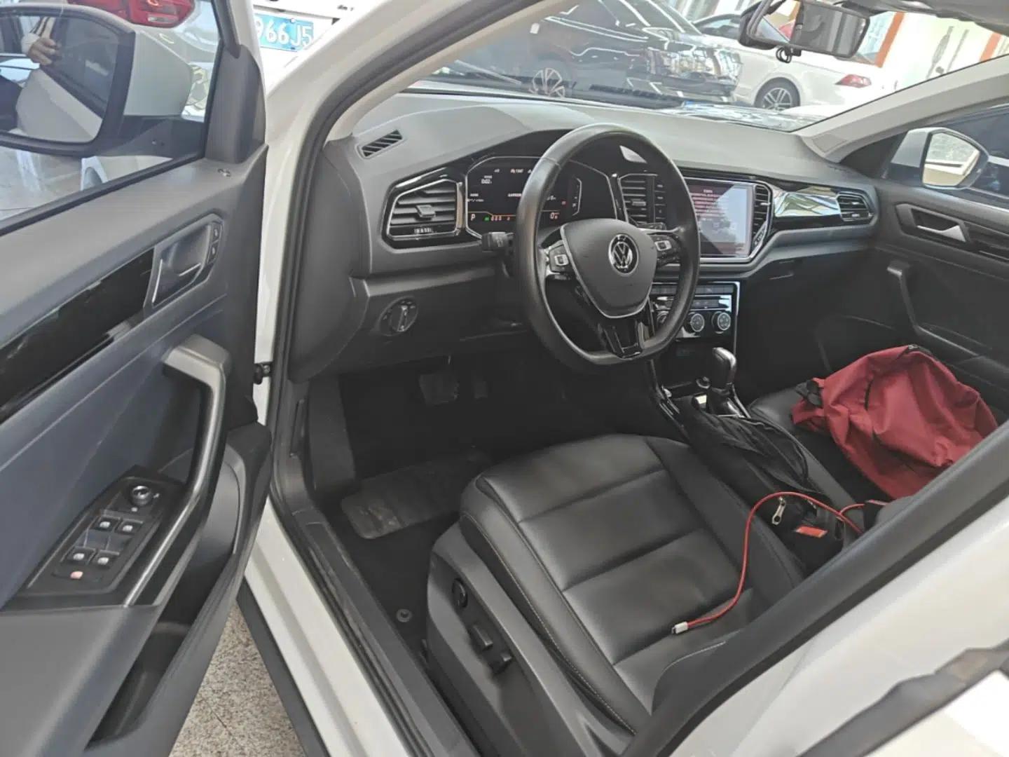 Volkswagen T-ROC 2022 280TSI DSG Two-Wheel Drive Elite PLUS — миниатюра 18