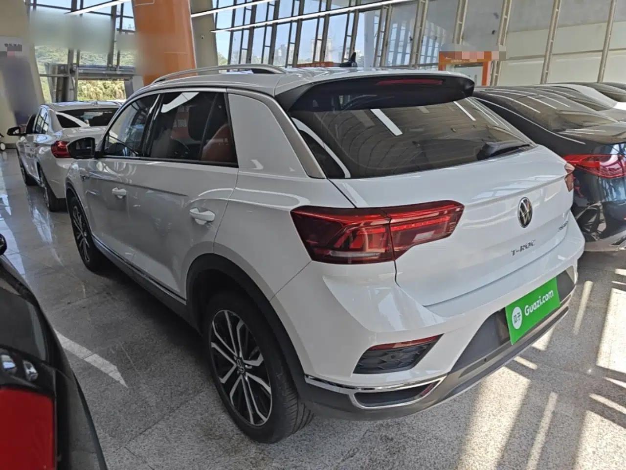 Volkswagen T-ROC 2022 280TSI DSG Two-Wheel Drive Elite PLUS — миниатюра 4