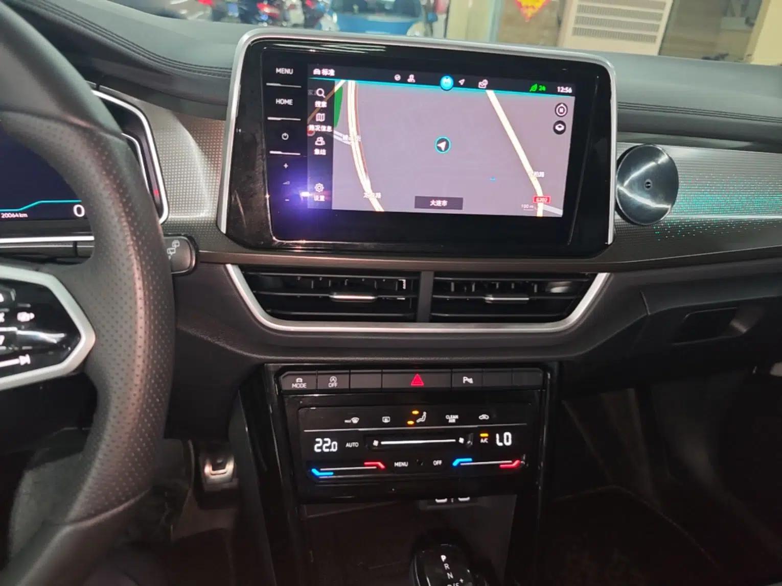 Volkswagen T-ROC 2024 300TSI DSG Two-Wheel-Drive Chen Guang Edition — миниатюра 15