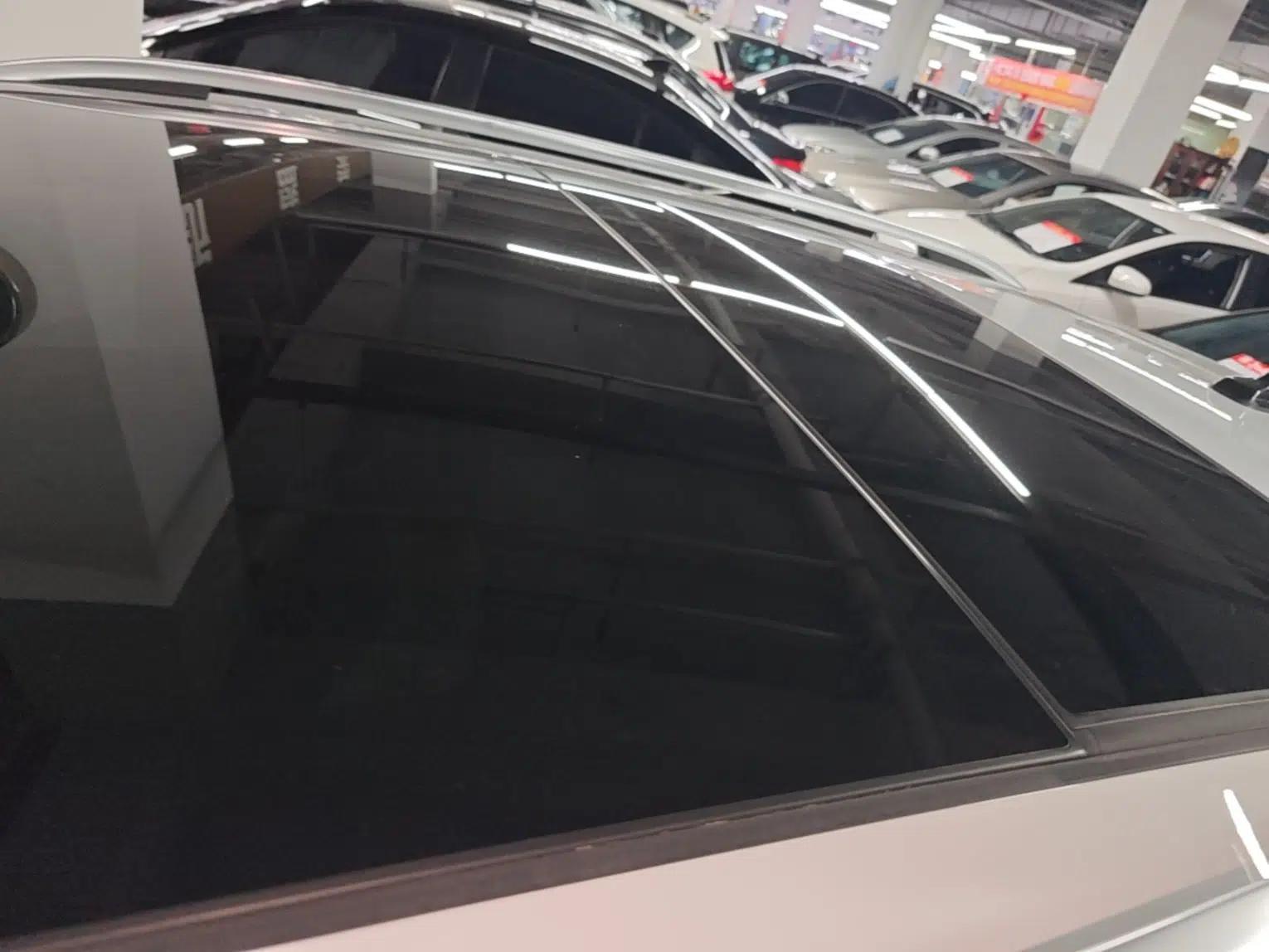 Volkswagen T-ROC 2024 300TSI DSG Two-Wheel-Drive Chen Guang Edition — миниатюра 7