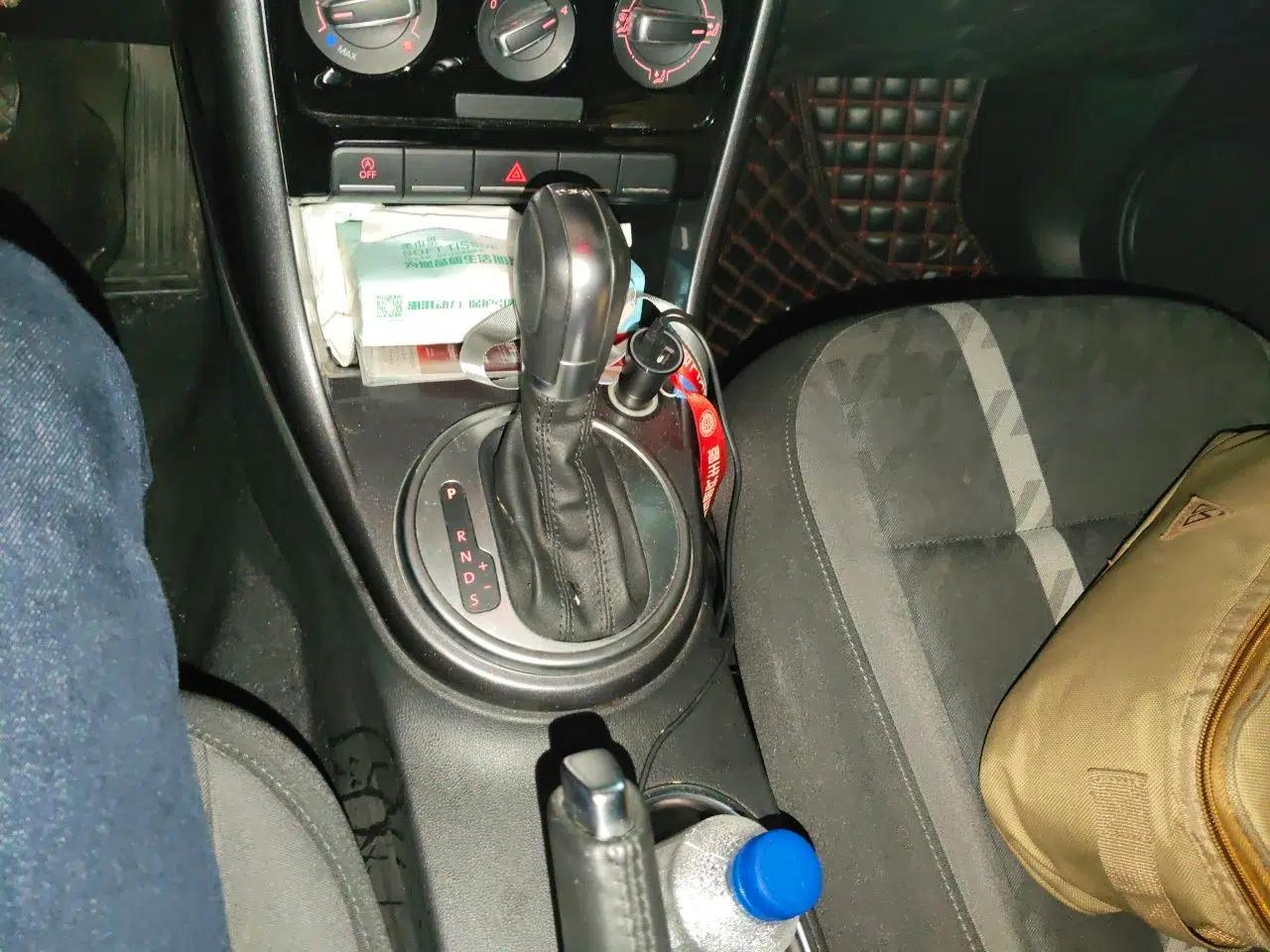Volkswagen Beetle 2018 180TSI Yile Model — миниатюра 14