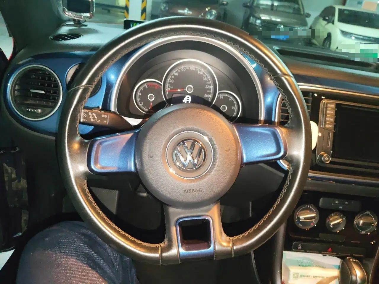 Volkswagen Beetle 2018 180TSI Yile Model — миниатюра 10