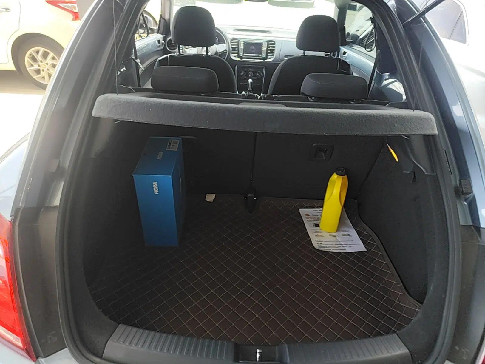 Volkswagen Beetle 2017 180TSI Yile Edition — миниатюра 22