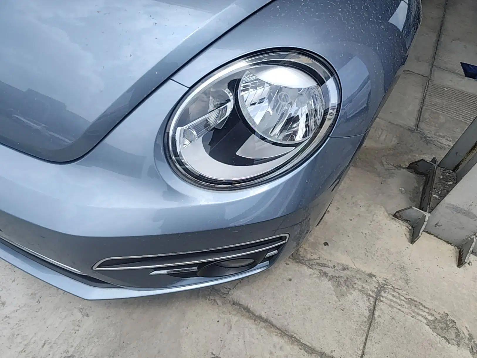 Volkswagen Beetle 2017 180TSI Yile Edition — миниатюра 8