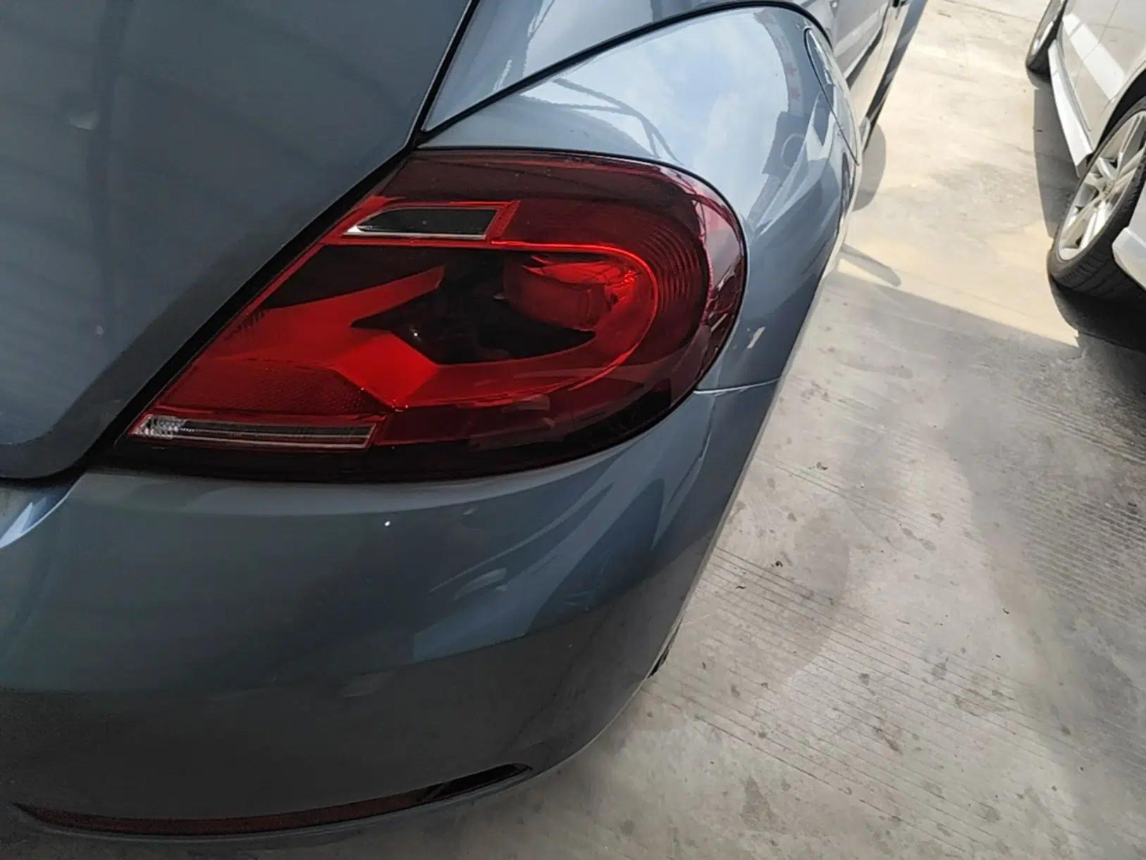 Volkswagen Beetle 2017 180TSI Yile Edition — миниатюра 9