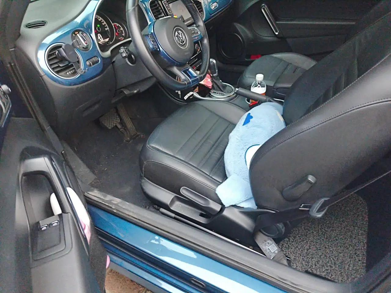 Volkswagen Beetle 2017 280TSI ZhiLe Edition — миниатюра 16