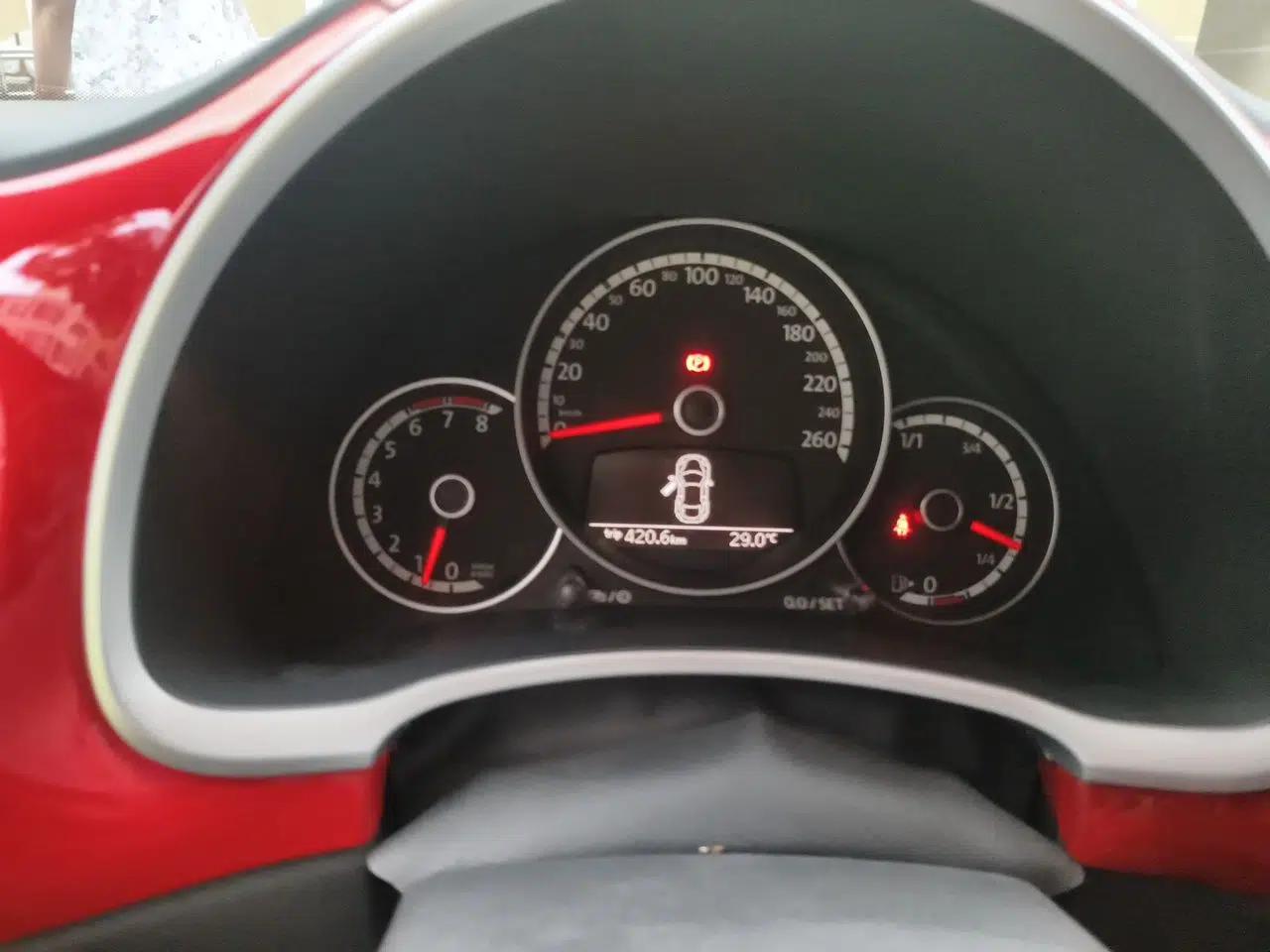 Volkswagen Beetle 2014 1.2TSI Comfort Model — миниатюра 11