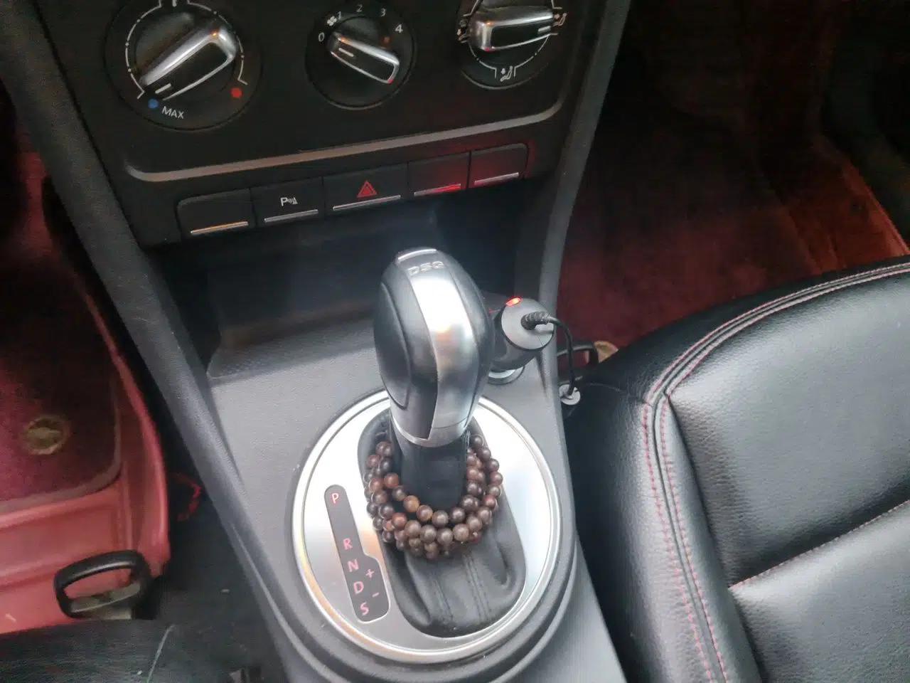 Volkswagen Beetle 2014 1.2TSI Comfort Model — миниатюра 14