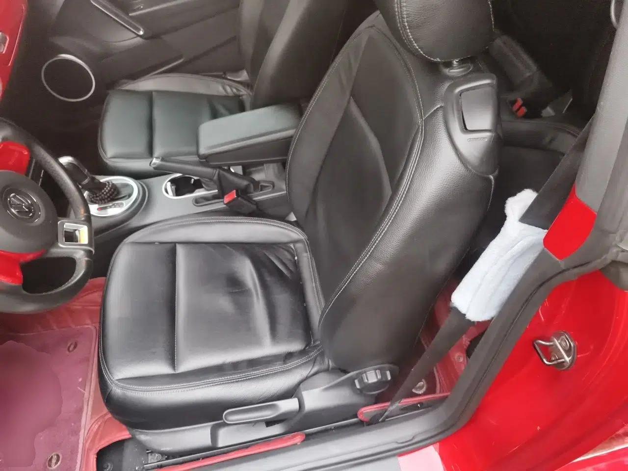 Volkswagen Beetle 2014 1.2TSI Comfort Model — миниатюра 17