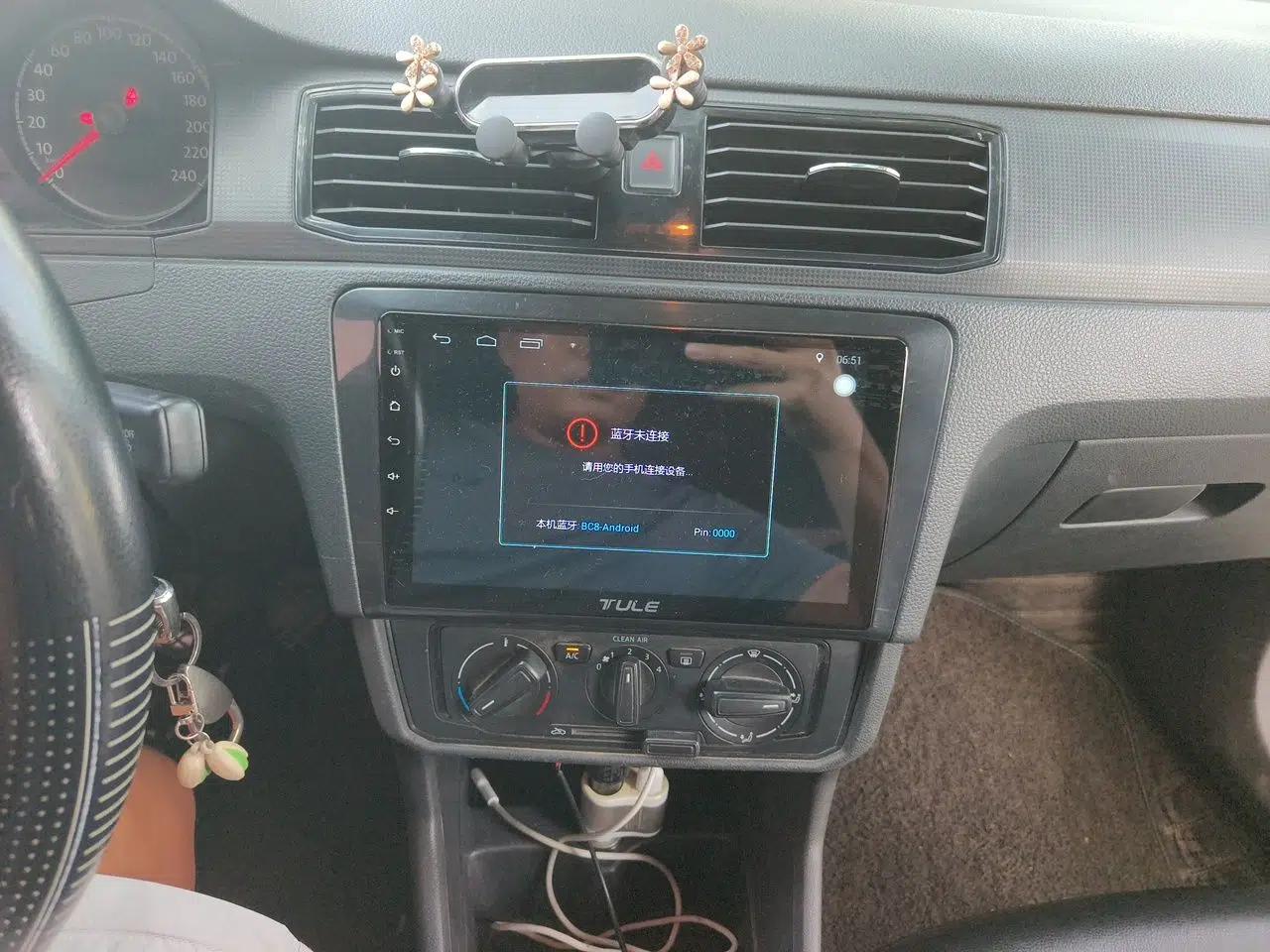 Volkswagen Santana 2016 1.4L Manual Fashion Edition — миниатюра 13