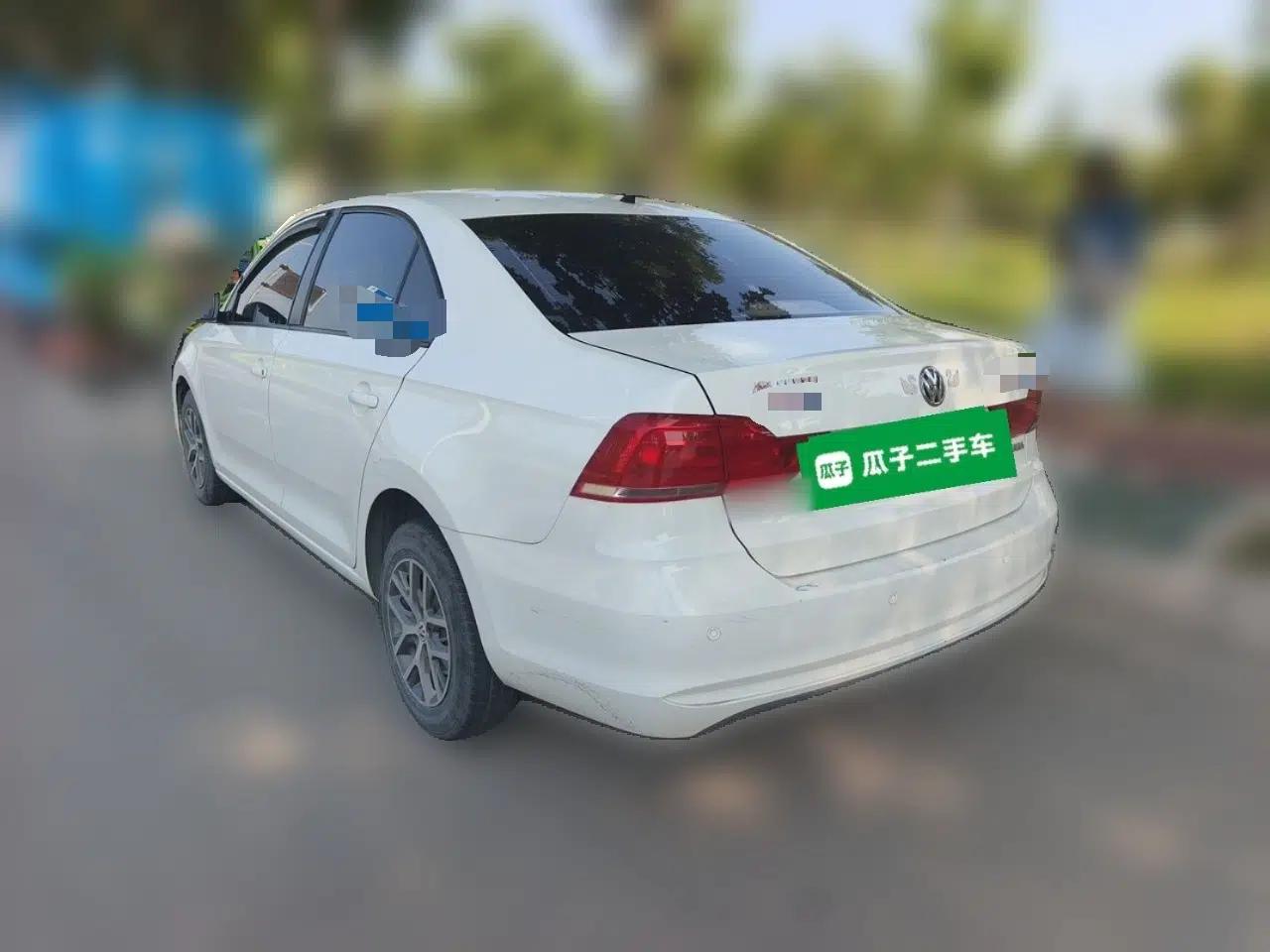 Volkswagen Santana 2016 1.4L Manual Fashion Edition — миниатюра 4
